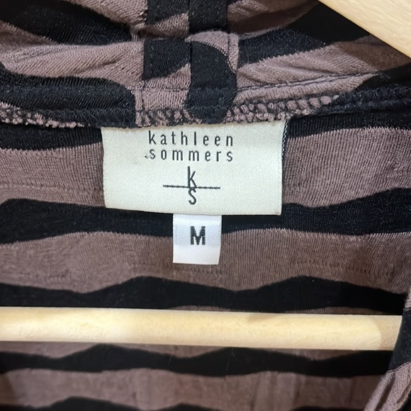 Kathleen Sommers Cover Up Cardigan Cape Women’s Medium Cigar Open Front Pockets - Picture 3 of 8